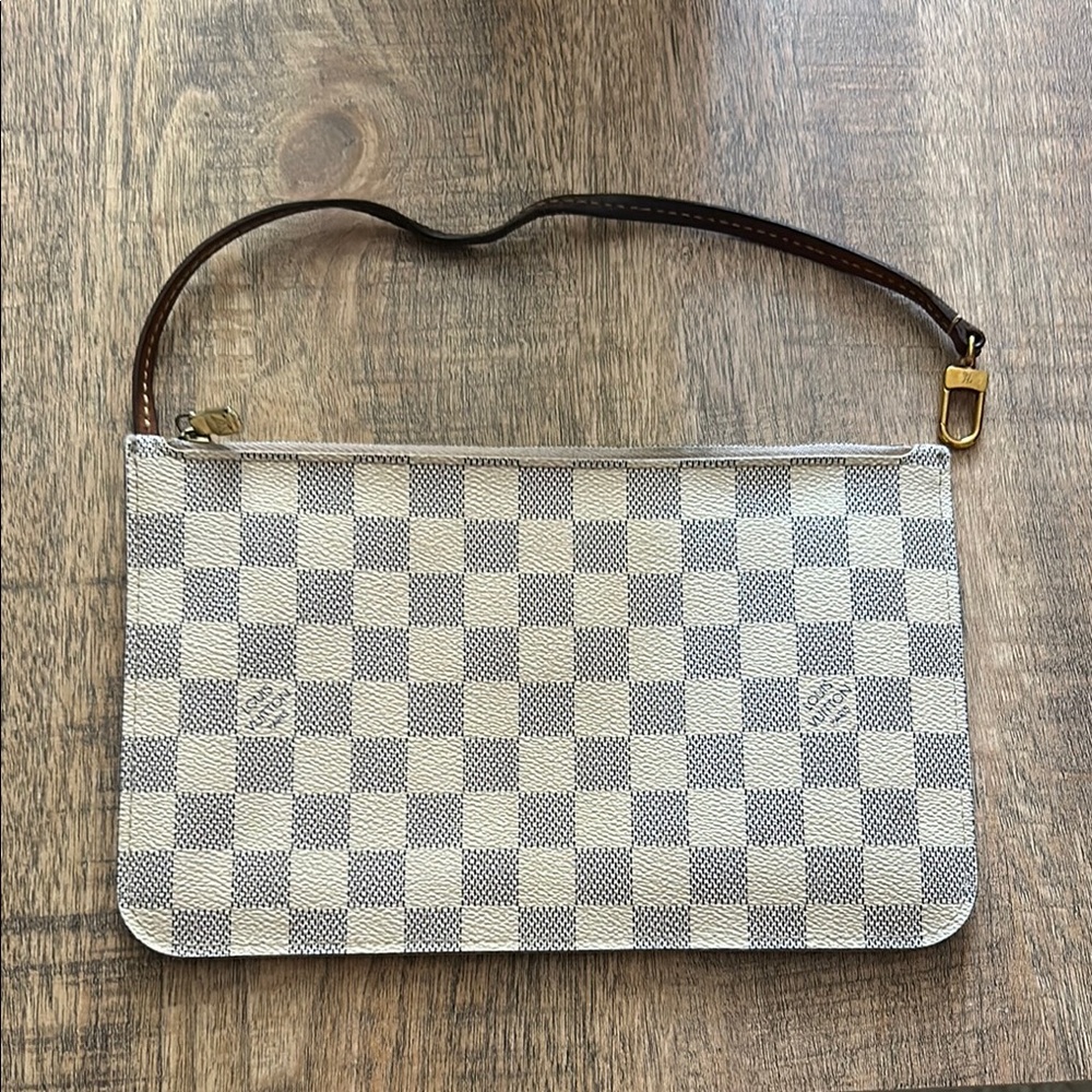 Louis Vuitton White and Gray Checkered Wristlet